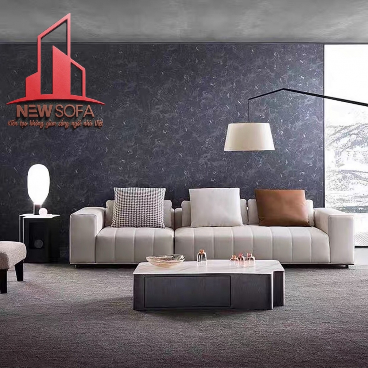 Bạn nên bố trí sofa da thật kiểu nối liền để thoải mái nằm đọc sách