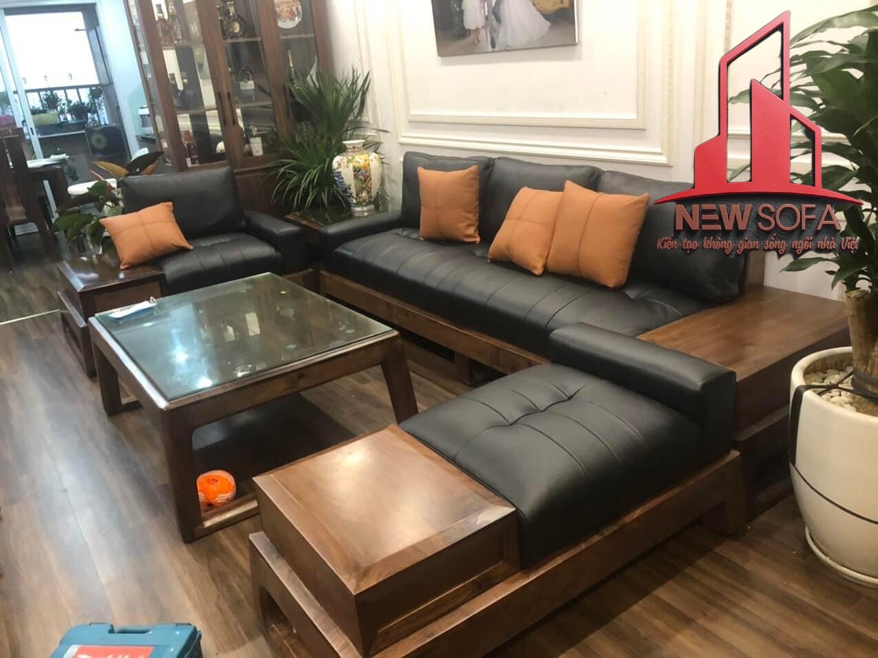 Bộ ghế da văn phòng được New Sofa thiết kế theo yêu cầu riêng của người dùng